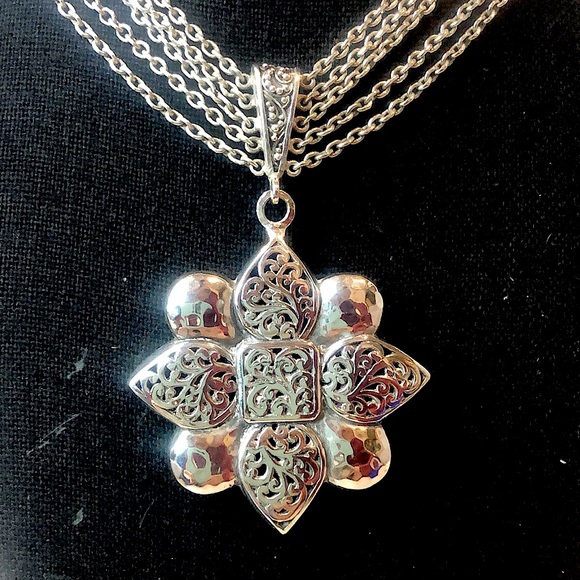 LOIS HILL Sterling Silver Reversible Multi-Strand Floral Pendant Necklace - Picture 5 of 17